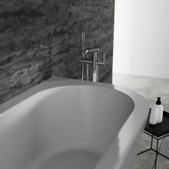 Ideal Standard Adapto 1780 X 780mm Double Ended Corner Bath With Clicker Waste